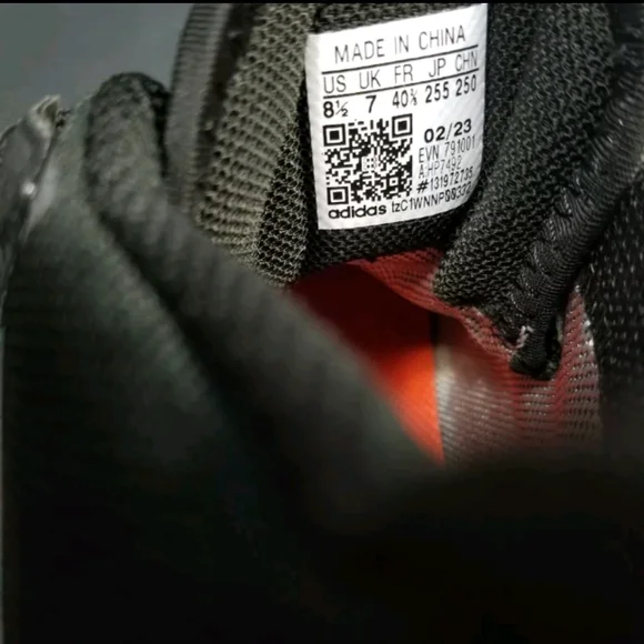 adidas Terrex Black and Gray Sneakers - Picture 9 of 10